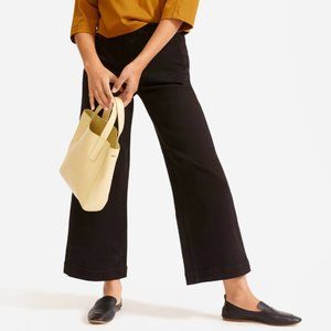 The Wide-Leg Crop Pant